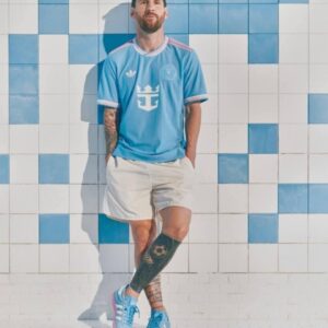 Inter Miami’s new third kit 🩵🩷💥