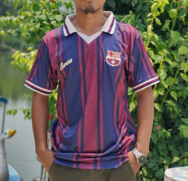 FC Barcelona’s retro away/home kits - Image 3
