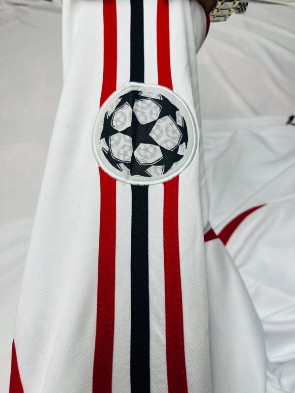 Ac million iconic home kit 2007/8 - Image 5