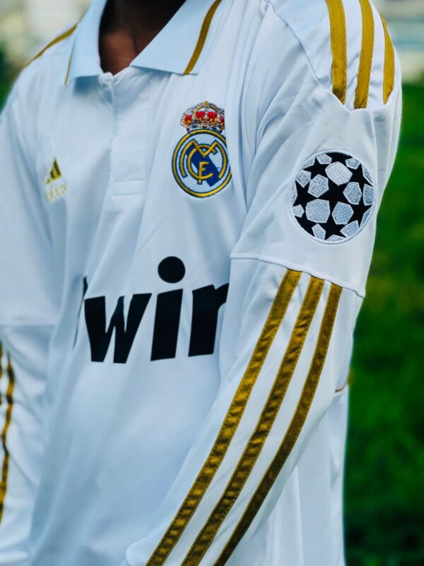 𝐑𝐄𝐀𝐋 𝐌𝐀𝐃𝐑𝐈𝐃 𝟐𝟎𝟏𝟏/𝟏𝟐, 𝐈𝐜𝐨𝐧𝐢𝐜 Home kit - Image 2