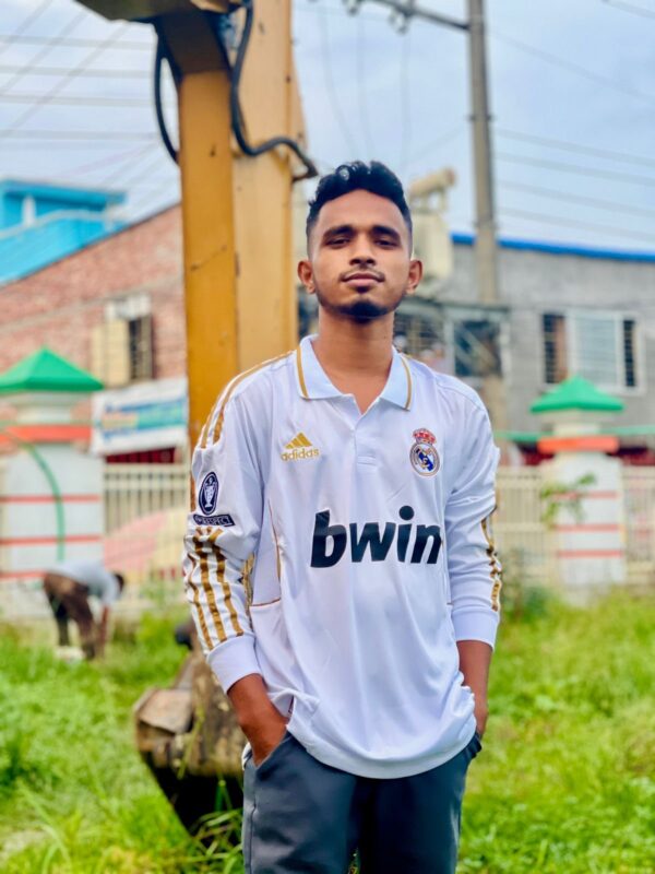 𝐑𝐄𝐀𝐋 𝐌𝐀𝐃𝐑𝐈𝐃 𝟐𝟎𝟏𝟏/𝟏𝟐, 𝐈𝐜𝐨𝐧𝐢𝐜 Home kit - Image 7